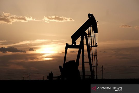 Minyak naik di tengah produksi OPEC mengecewakan, kerusuhan Kazakhstan