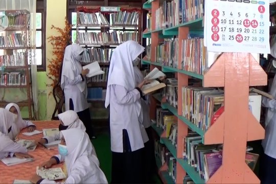 2.199 siswa madrasah di Aceh Barat mulai terima beasiswa PIP