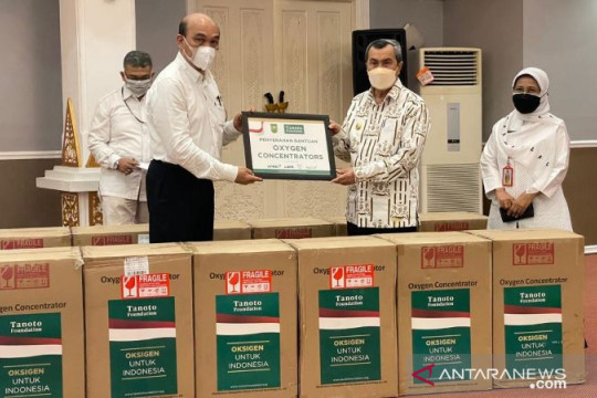 Pemrov Riau terima 145 konsentrator oksigen dari Tanoto Foundation