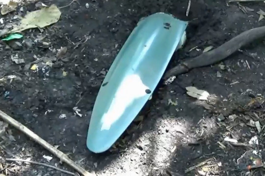Komponen pesawat tempur jatuh di Ngawi