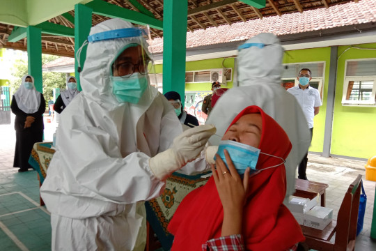Yogyakarta perkuat testing dengan sampling antigen ke siswa dan guru