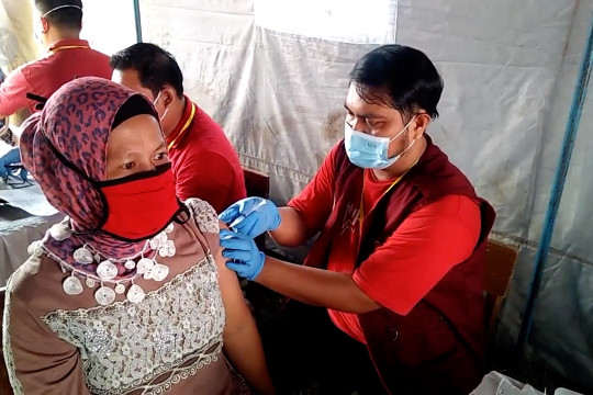 Bupati Pandeglang berharap capaian vaksinasi September 30%