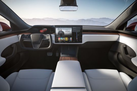 Tesla naikan harga software Full Self Driving seharga Rp171,8 juta