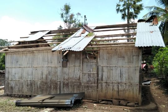 35 rumah di Kabupaten Sikka rusak diterjang angin kencang