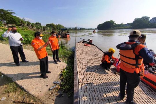 BPBD kerahkan drone air-udara cari korban perahu terbalik Bojonegoro