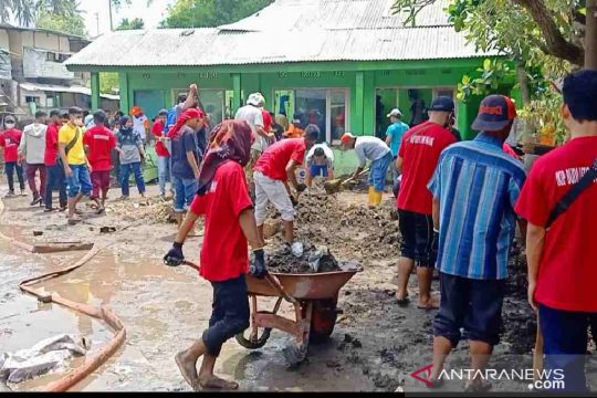 IBU terjunkan mahasiswa dan dosen bantu korban banjir di Malang