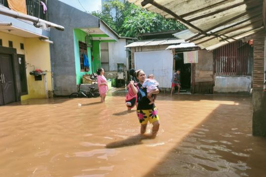 Banjir di Jakarta Barat akibat kiriman dari Bogor