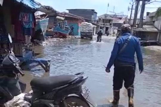 Banjir rob di Dadap Tangerang rendam tiga RW