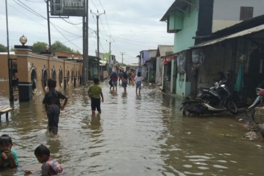 Jumlah RW terdampak banjir rob di Tangerang bertambah