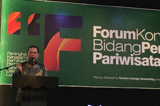 Forum Komunikasi Bidang Pemasaran Wisata Page 1 Small