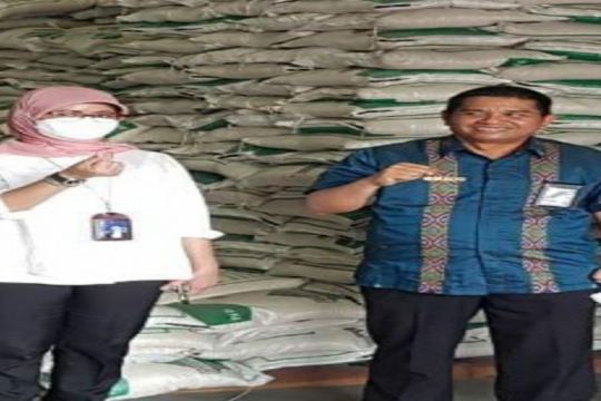 Bulog: Cadangan beras pemerintah di Sumut mencukupi hingga awal 2022