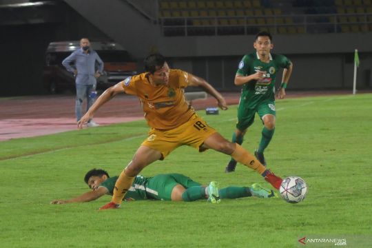 Adam Alis antar Bhayangkara FC tekuk Persipura 2-0