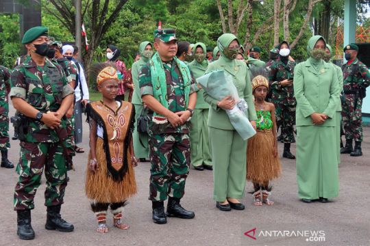 KSAD: Prajurit TNI harus sayang masyarakat Papua