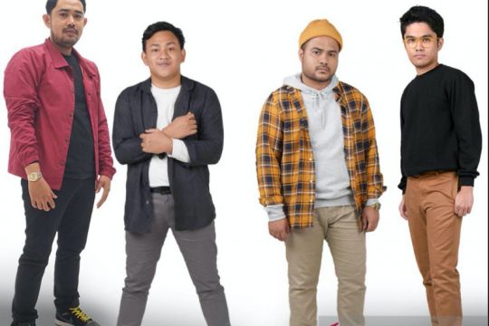 Grup band funkymonkey debut lewat single "Tinggalkan Saja"