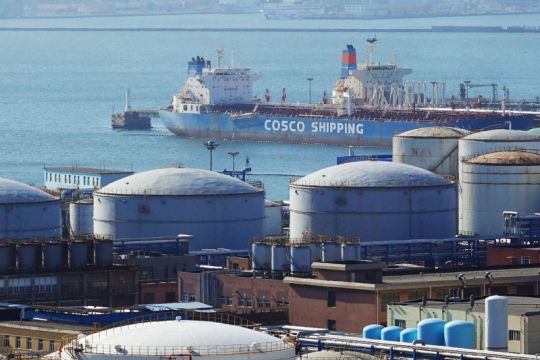 China laporkan impor pertama minyak dari Iran sejak Desember 2020