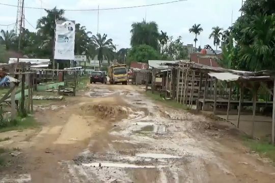 Pemprov Jambi siapkan Rp 389 miliar untuk perbaiki jalan Provinsi