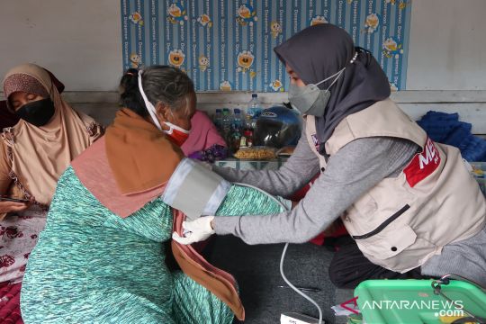 ACT terjunkan tujuh tenaga medis bantu korban erupsi Semeru