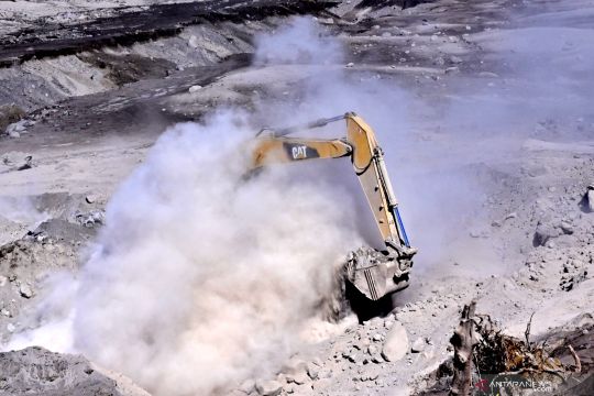 Operasi SAR korban awan panas guguran Gunung Semeru ditutup