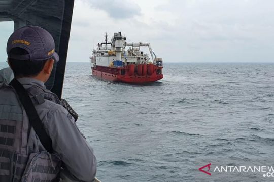 Bakamla RI tangkap kapal sitaan Ditjen Pajak di perairan Anambas