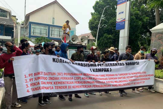 Mahasiswa minta Kejagung selidiki proyek pembangunan di Sumut dan Riau