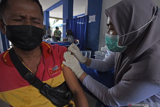 Penerima vaksin lengkap capai 106,02 juta jiwa penduduk Indonesia