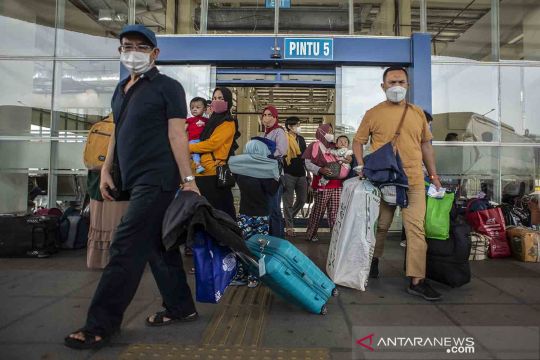 Korlantas Polri catat peningkatan arus keluar Jakarta jelang Natal