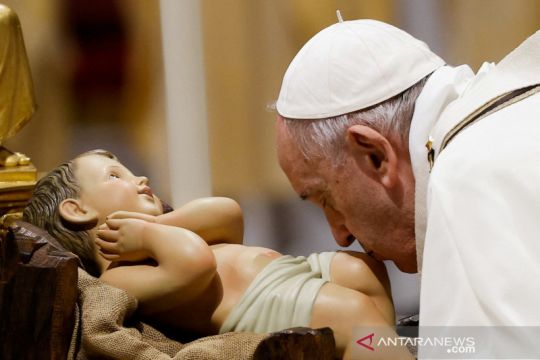 Paus Fransiskus serukan dialog untuk menyembuhkan dunia yang terpecah