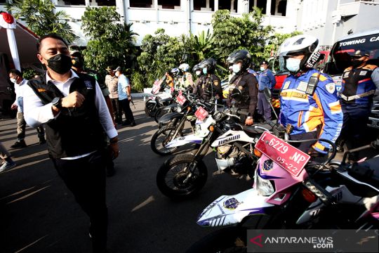 Saat malam Tahun Baru, warga masuk Kota Surabaya dilarang konvoi