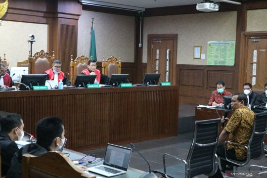 Saksi: Aliza Gunado staf Wakil Ketua MPR RI Mahyudin
