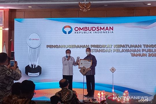 Kemlu raih penghargaan kepatuhan tertinggi dari Ombudsman RI