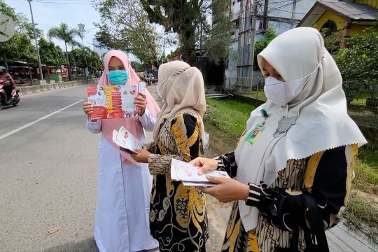 Cegah HIV Aids,  Dinkes Aceh edukasi masyarakat di jalan