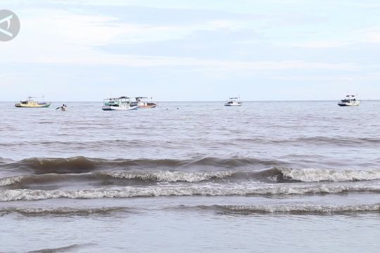 Nelayan Kalsel dilarang melaut akibat cuaca buruk