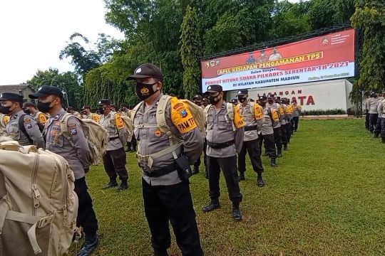Polres Madiun kerahkan 950 personel amankan Pilkades serentak