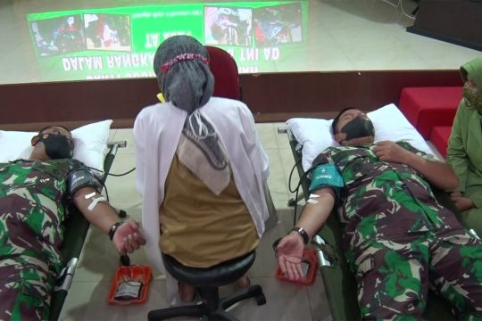 Sambut Hari Juang TNI AD, Korem 102 PJG gelar donor darah