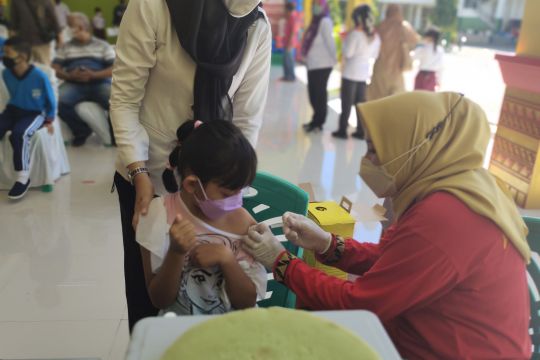 Penerima vaksin lengkap capai 114,82 juta penduduk Indonesia