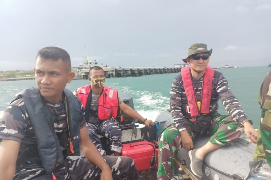 Armada III selamatkan ABK kapal tenggelam di laut Maluku