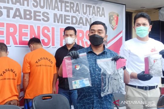 Polisi menembak tersangka pencuri sepeda motor penyapu jalan di Medan