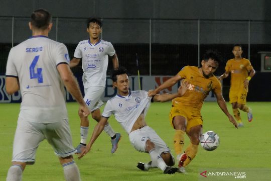 Bhayangkara tumbangkan Madura United 3-2