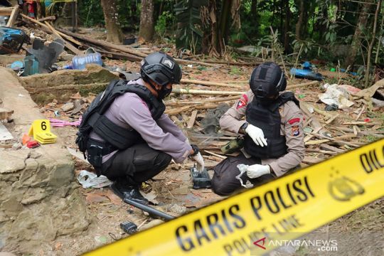 Polda Banten katakan ledakan di Pandeglang tewaskan seorang warga