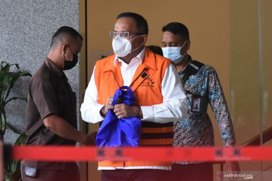 KPK perpanjang masa penahanan tiga tersangka suap PUPR Musi Banyuasin