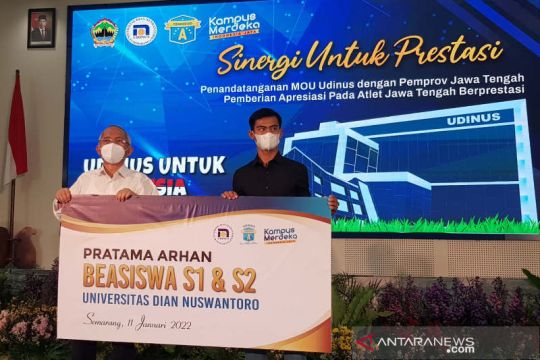 Udinus Semarang beri Pratama Arhan beasiswa pendidikan S1 hingga S2