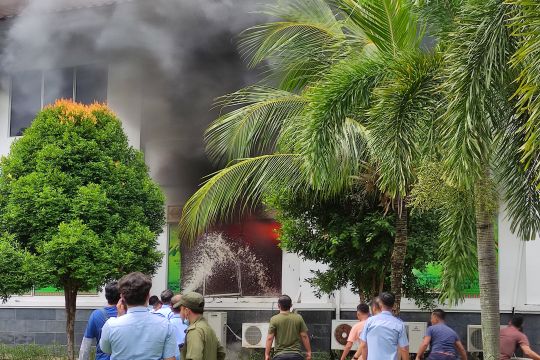 Kebakaran di DPRD Batam akibat korsleting