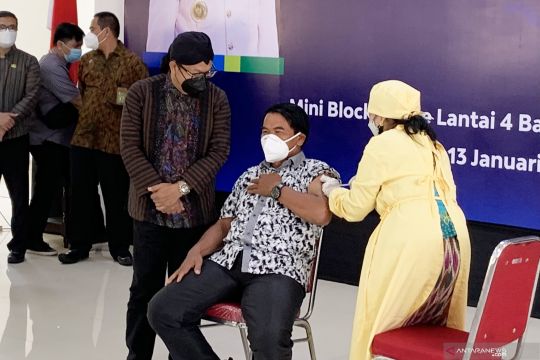 Pemerintah Kota Malang mulai berikan vaksinasi penguat ke warga lansia