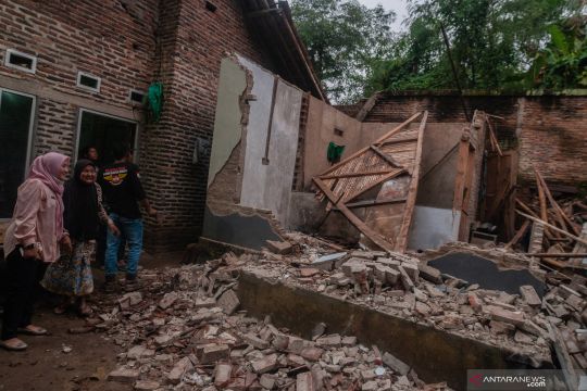 33 kali gempa susulan terjadi setelah gempa Banten