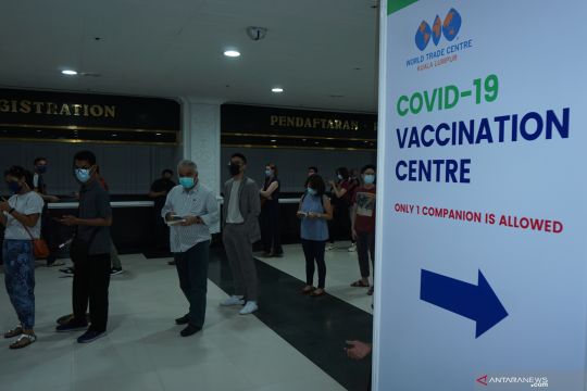 Malaysia buka vaksinasi massal booster