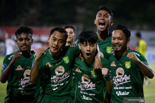 Liga 1 : Persebaya Surabaya menang atas PSM Makassar 2-1