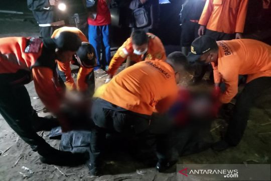 Basarnas: Dua korban perahu terbalik di Cilacap ditemukan meninggal
