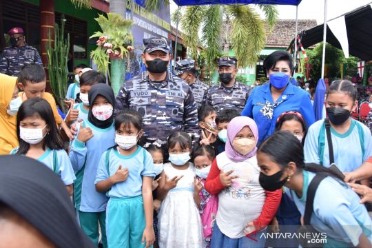 TNI AL gandeng pemerintah daerah tingkatkan 'herd immunity'