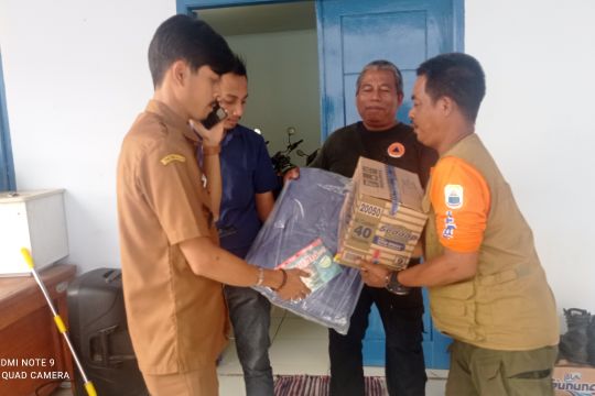Korban gempa di Lebak-Banten diberi bantuan bahan pokok