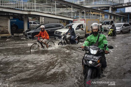 DPRD DKI: Anies sebaiknya fokus normalisasi untuk selesaikan banjir